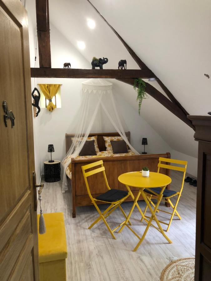 Un Coin De Paradis Bed and Breakfast Baugé Εξωτερικό φωτογραφία